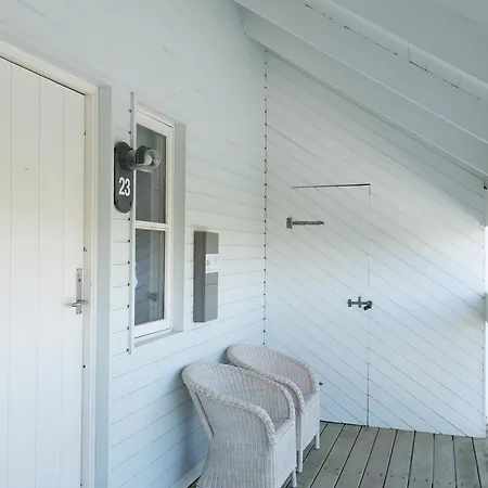 Holiday Hojengran 020423